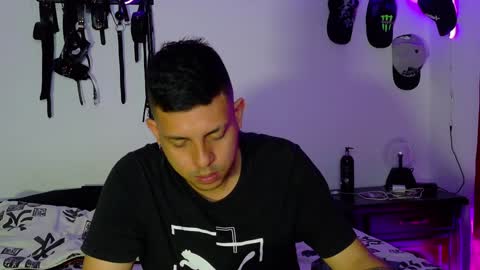 Snapshot of nymphobuddies chatting on 02.07.25 David and Steven Independents online show from 02.07.25