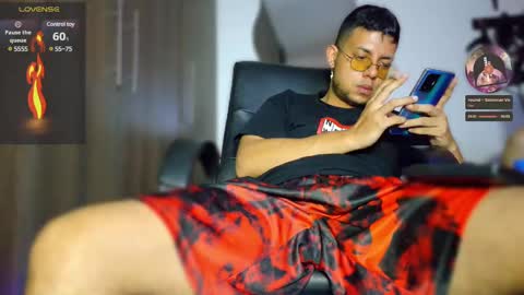 Snapshot of nymphobuddies chatting on 02.20.25 David and Steven Independents online show from 02.20.25