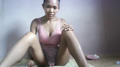 Snapshot of nympholinha chatting on 02.24.25 nympholinha online show from 02.24.25