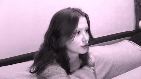 nyra_thira online show from 08.01.26