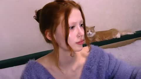 nyra_thira online show from 08.04.26