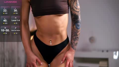 nyrobinova online show from 12.22.24