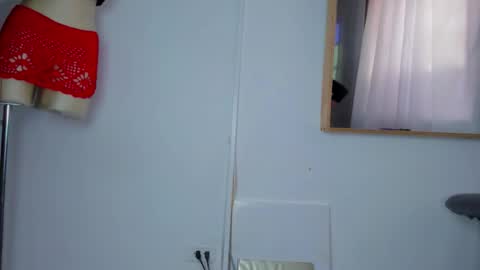 Laura nyu online show from 11.19.25