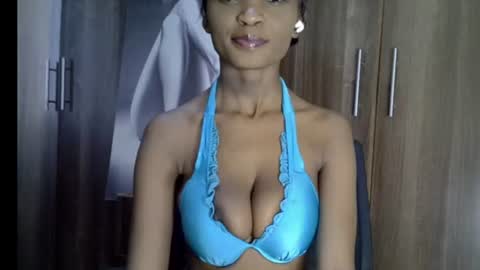 Snapshot of nyverra chatting on 07.19.26 nyverra online show from 07.19.26