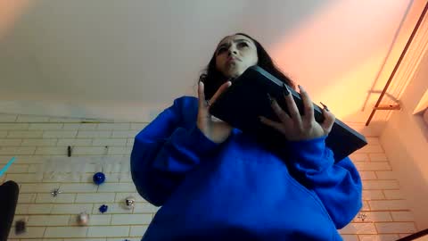 nyx1126 online show from 12.18.25