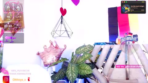 Alex   .    online show from 09.28.25