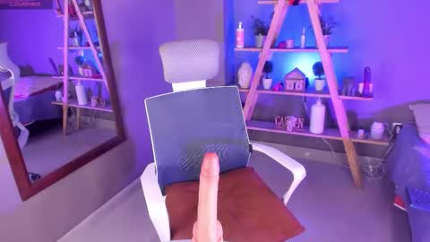 Snapshot of nyxmoonhells chatting on 10.18.25 Nyx online show from 10.18.25