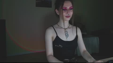 Snapshot of oaklyndobson chatting on 08.03.26 Oaklyn online show from 08.03.26