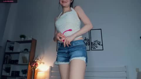 Snapshot of obsidiva chatting on 02.20.26 Elis online show from 02.20.26