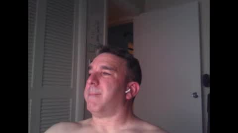 Snapshot of oceanmanx chatting on 12.05.24 Ocean online show from 12.05.24