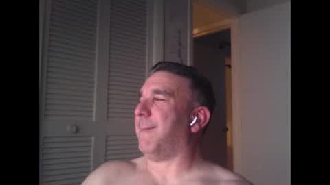 Snapshot of oceanmanx chatting on 12.14.24 Ocean online show from 12.14.24