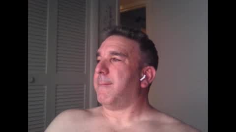 Snapshot of oceanmanx chatting on 12.28.24 Ocean online show from 12.28.24