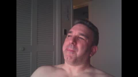 Snapshot of oceanmanx chatting on 12.31.24 Ocean online show from 12.31.24