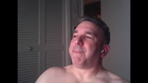 Snapshot of oceanmanx chatting on 01.17.25 Ocean online show from 01.17.25