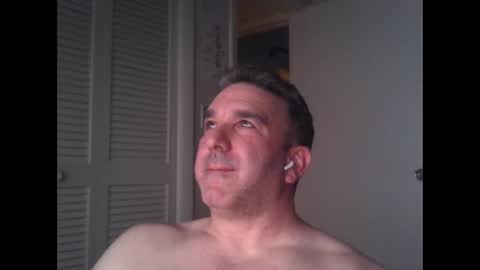 Snapshot of oceanmanx chatting on 01.28.25 Ocean online show from 01.28.25