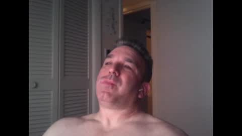 Snapshot of oceanmanx chatting on 02.28.25 Ocean online show from 02.28.25