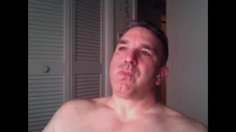 Snapshot of oceanmanx chatting on 09.21.25 Ocean online show from 09.21.25