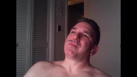 Snapshot of oceanmanx chatting on 10.17.25 Ocean online show from 10.17.25