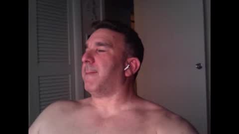 Snapshot of oceanmanx chatting on 10.25.25 Ocean online show from 10.25.25