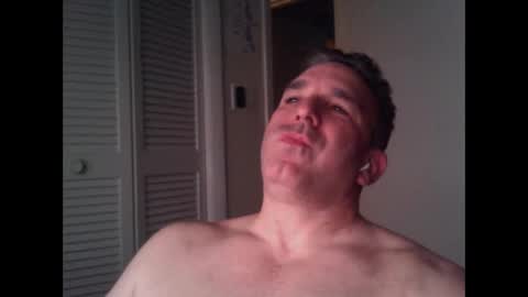 Snapshot of oceanmanx chatting on 11.01.25 Ocean online show from 11.01.25