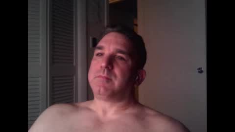 Snapshot of oceanmanx chatting on 11.04.25 Ocean online show from 11.04.25