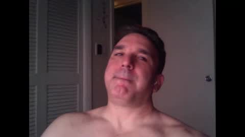 Snapshot of oceanmanx chatting on 11.07.25 Ocean online show from 11.07.25