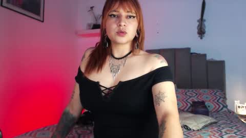 Snapshot of octavia_blom chatting on 09.29.25 octavia blom online show from 09.29.25