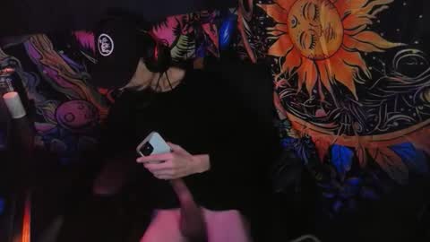 Snapshot of octopusstork chatting on 01.16.26 PetiteDabs1994 online show from 01.16.26