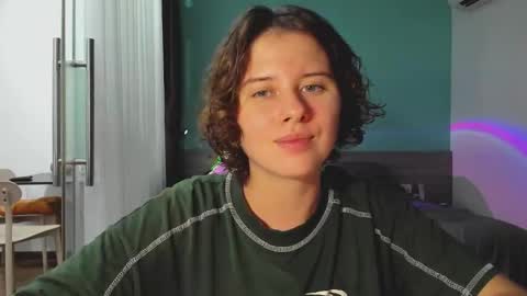 Snapshot of octopussy69x chatting on 12.12.24 Evie online show from 12.12.24