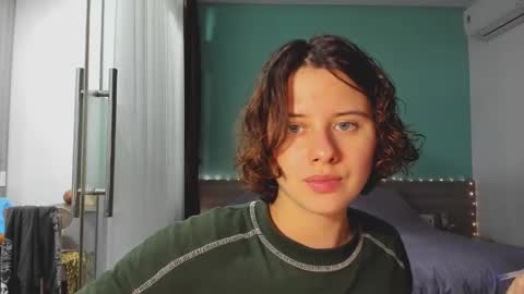 Snapshot of octopussy69x chatting on 12.27.24 Evie online show from 12.27.24