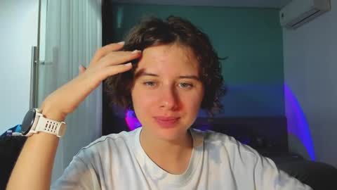 Snapshot of octopussy69x chatting on 02.07.25 Evie online show from 02.07.25