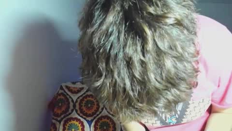 Evie online show from 12.17.25