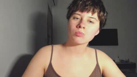 Evie online show from 01.11.26