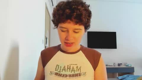 Snapshot of octopussy69x chatting on 01.19.26 Evie online show from 01.19.26