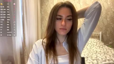 Mia online show from 10.23.25