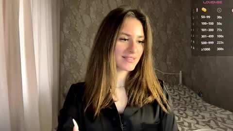 Mia online show from 12.18.25