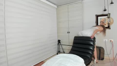 Snapshot of odette_bulgari chatting on 02.14.26 Ana online show from 02.14.26