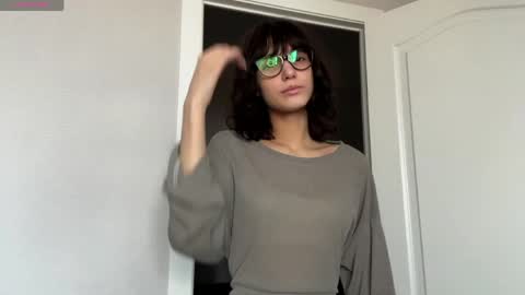 Thea online show from 06.04.26