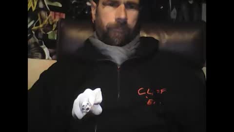 Snapshot of oedipe666 chatting on 12.30.24 oedipe666cam online show from 12.30.24