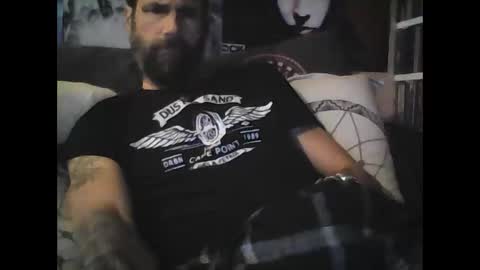 Snapshot of oedipe666 chatting on 01.31.25 oedipe666cam online show from 01.31.25