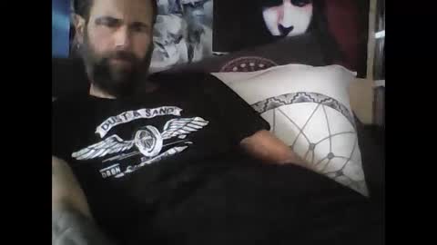 Snapshot of oedipe666 chatting on 02.13.25 oedipe666cam online show from 02.13.25