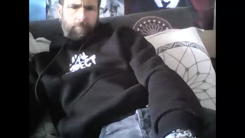 Snapshot of oedipe666 chatting on 03.01.25 oedipe666cam online show from 03.01.25