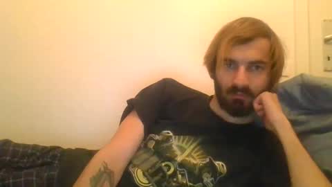 Snapshot of oeffel chatting on 12.12.24 oeffel online show from 12.12.24