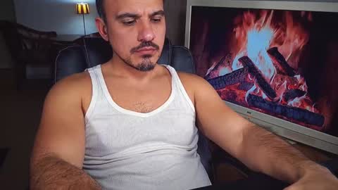 Snapshot of officeman7 chatting on 01.31.25 officeman7 online show from 01.31.25