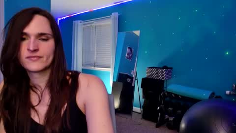 Snapshot of ofkyanite chatting on 12.14.25 Kya online show from 12.14.25