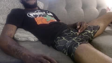 Snapshot of ogdigbick chatting on 10.08.25 OGDigBick online show from 10.08.25