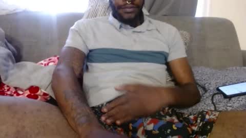 Snapshot of ogdigbick chatting on 10.16.25 OGDigBick online show from 10.16.25