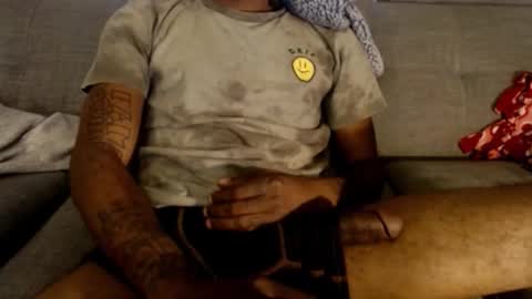 Snapshot of ogdigbick chatting on 10.20.25 OGDigBick online show from 10.20.25