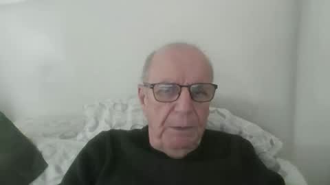 Snapshot of oggi95 chatting on 03.22.26 oggi95 online show from 03.22.26