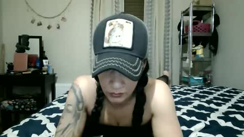 Lit en Cama online show from 04.10.26